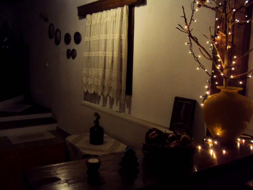 Vassilis Guesthouse Rapsáni Dış mekan fotoğraf